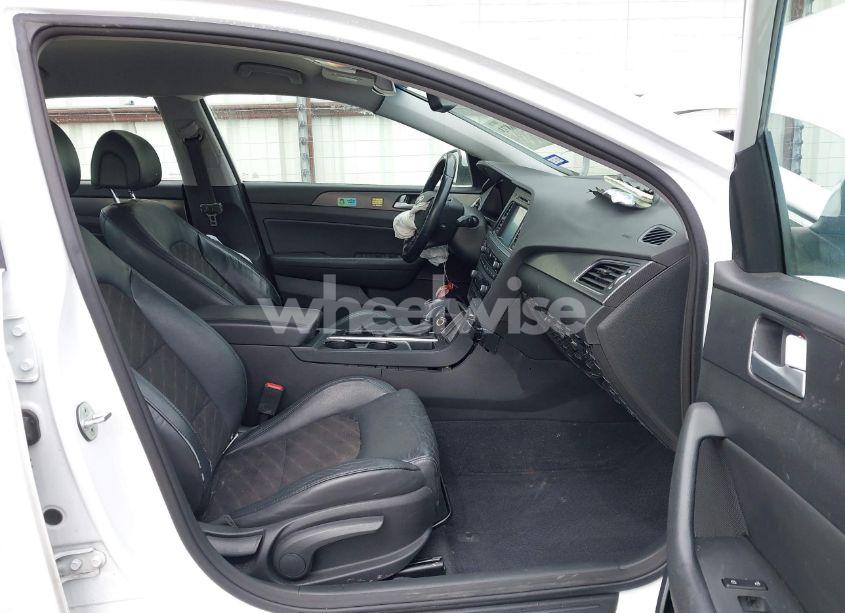 Photo 5 of 2015 Hyundai Sonata SPORT (VIN 5NPE34AF0FH081357)