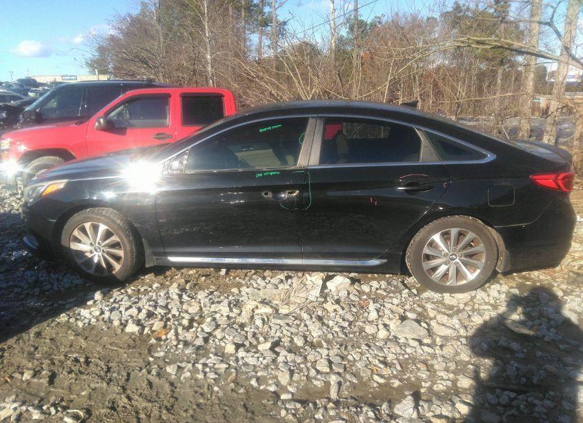 Photo 14 of 2015 Hyundai Sonata SPORT (VIN 5NPE34AF0FH090074)