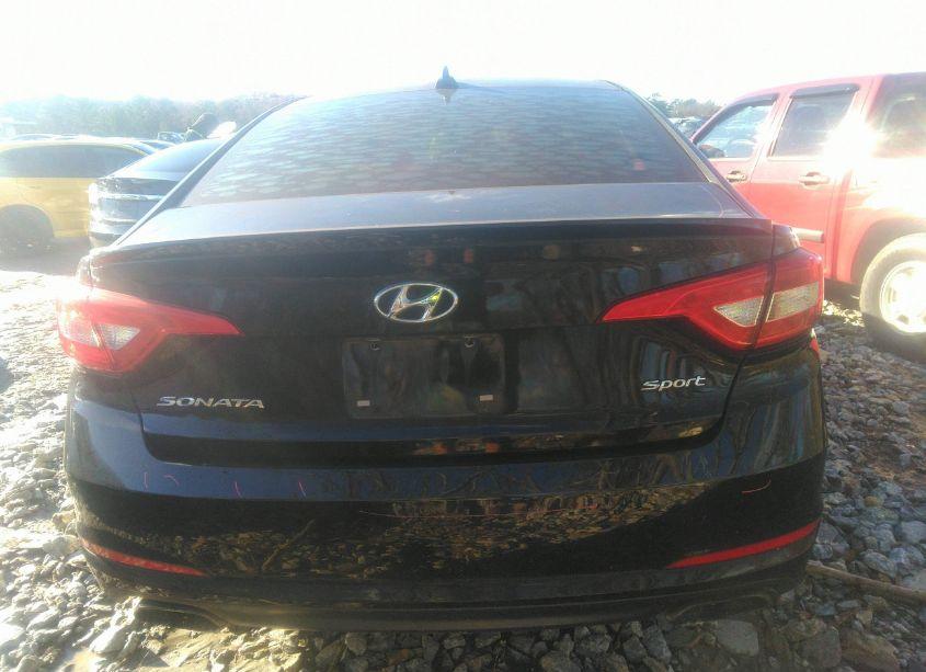 Photo 16 of 2015 Hyundai Sonata SPORT (VIN 5NPE34AF0FH090074)