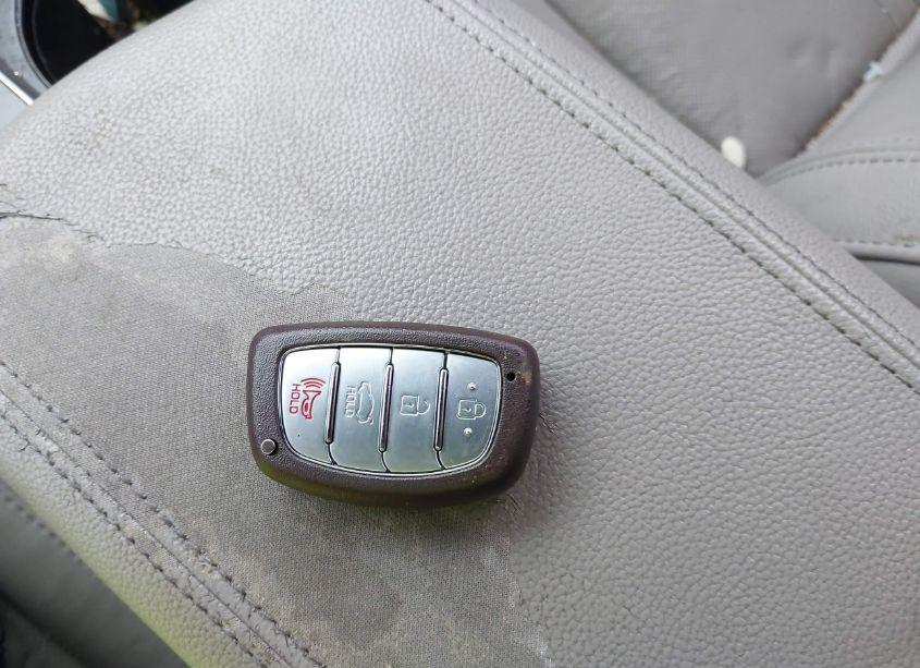 Photo 11 of 2015 Hyundai Sonata LIMITED (VIN 5NPE34AF0FH101610)