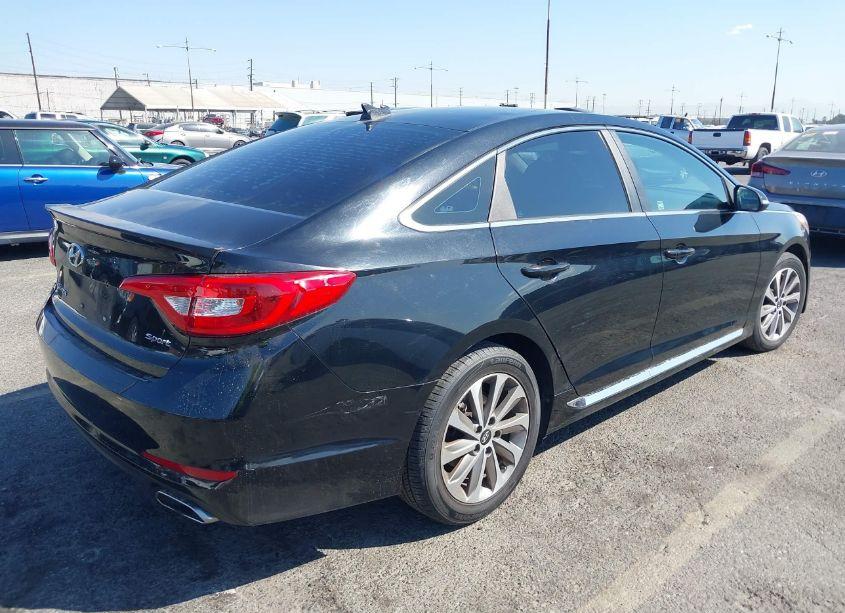 Photo 4 of 2015 Hyundai Sonata SPORT (VIN 5NPE34AF0FH104488)