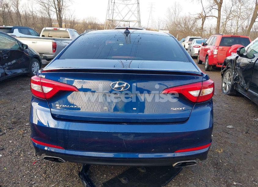 Photo 16 of 2015 Hyundai Sonata SPORT (VIN 5NPE34AF0FH158504)