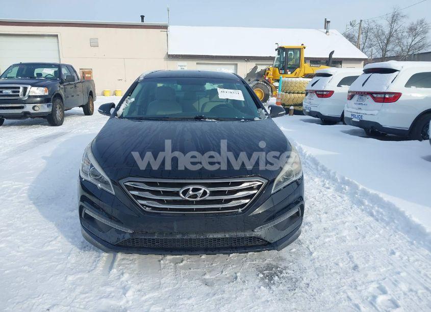 Photo 12 of 2015 Hyundai Sonata SPORT (VIN 5NPE34AF0FH187467)