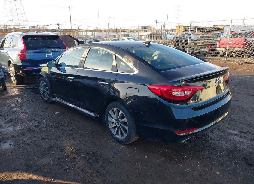 Photo 3 of 2015 Hyundai Sonata SPORT (VIN 5NPE34AF0FH217129)