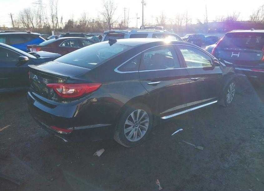 Photo 4 of 2015 Hyundai Sonata SPORT (VIN 5NPE34AF0FH217129)