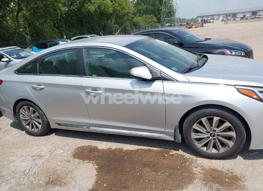 Photo 13 of 2015 Hyundai Sonata SPORT (VIN 5NPE34AF0FH245464)