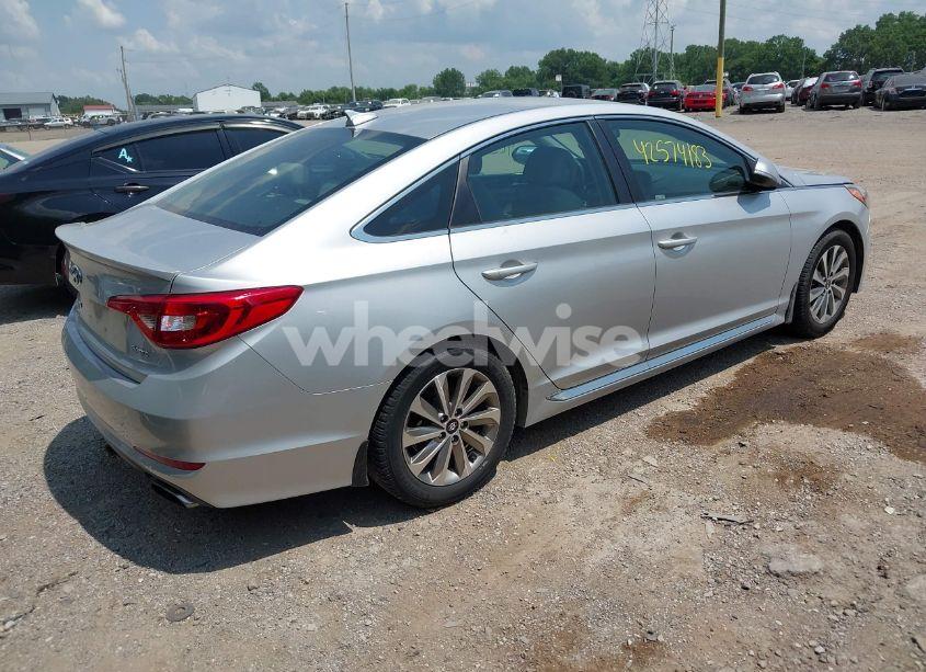 Photo 4 of 2015 Hyundai Sonata SPORT (VIN 5NPE34AF0FH245464)