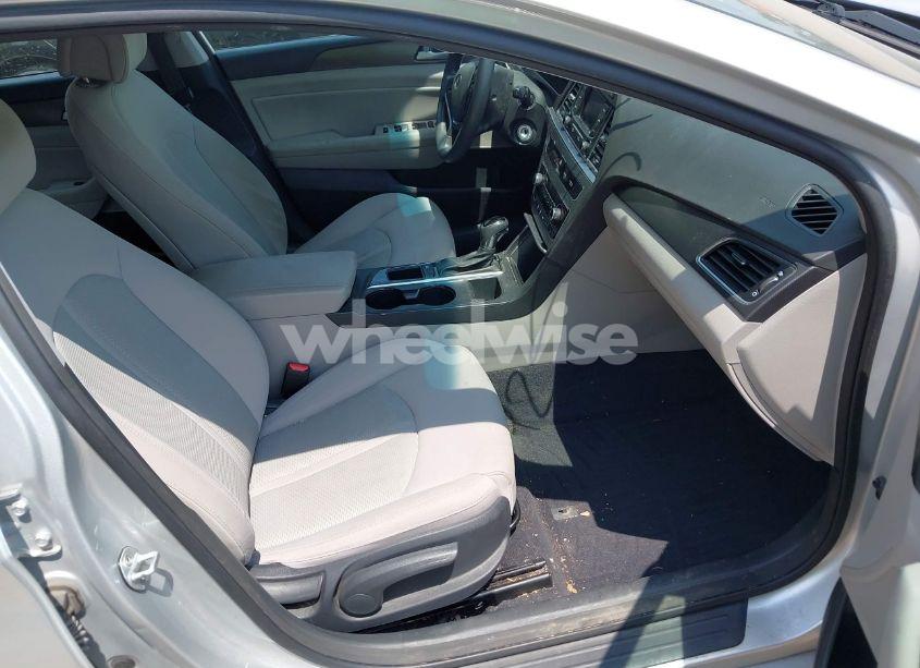 Photo 5 of 2015 Hyundai Sonata SPORT (VIN 5NPE34AF0FH245464)