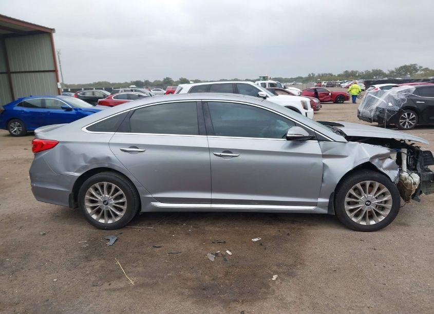 Photo 13 of 2015 Hyundai Sonata LIMITED (VIN 5NPE34AF0FH256660)