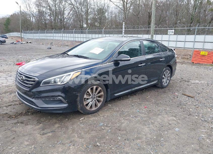 Photo 2 of 2016 Hyundai Sonata SPORT (VIN 5NPE34AF0GH281026)