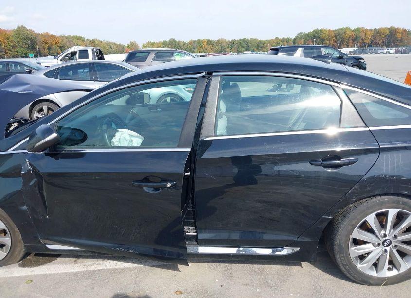 Photo 14 of 2016 Hyundai Sonata SPORT (VIN 5NPE34AF0GH342830)