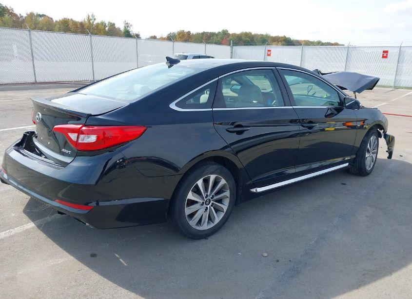 Photo 4 of 2016 Hyundai Sonata SPORT (VIN 5NPE34AF0GH342830)