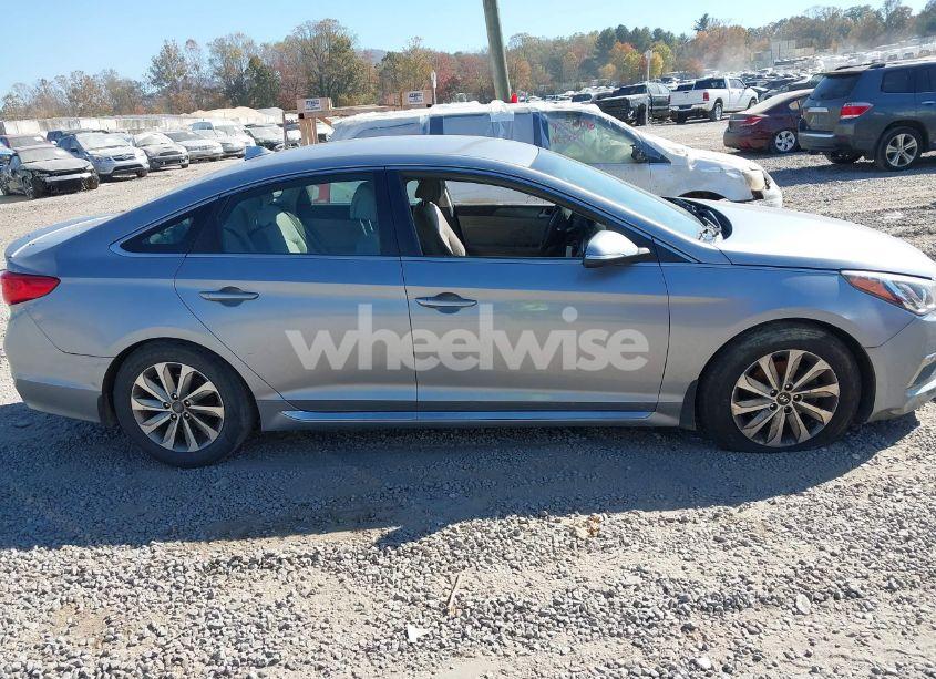 Photo 13 of 2016 Hyundai Sonata SPORT (VIN 5NPE34AF0GH390649)