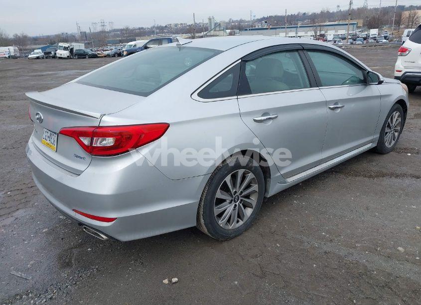 Photo 4 of 2016 Hyundai Sonata SPORT (VIN 5NPE34AF0GH420149)