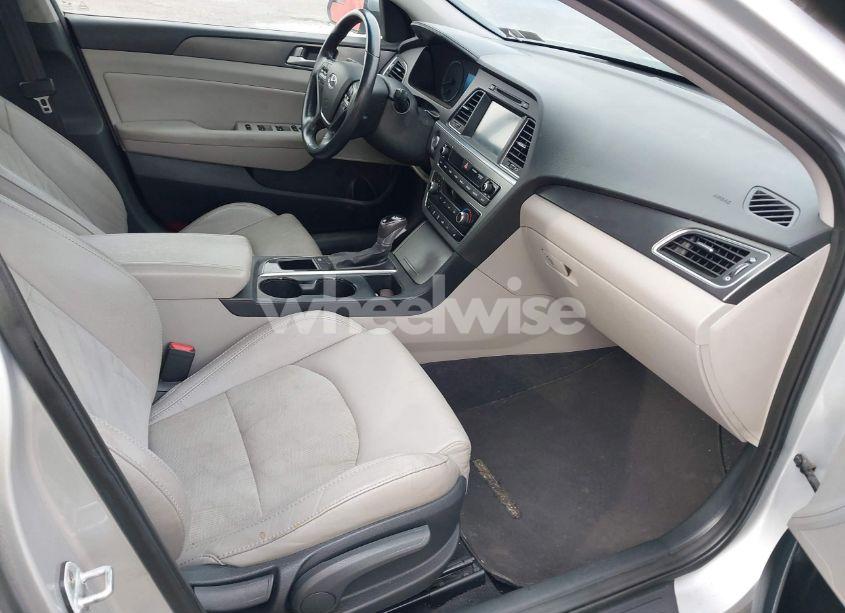 Photo 5 of 2016 Hyundai Sonata SPORT (VIN 5NPE34AF0GH420149)