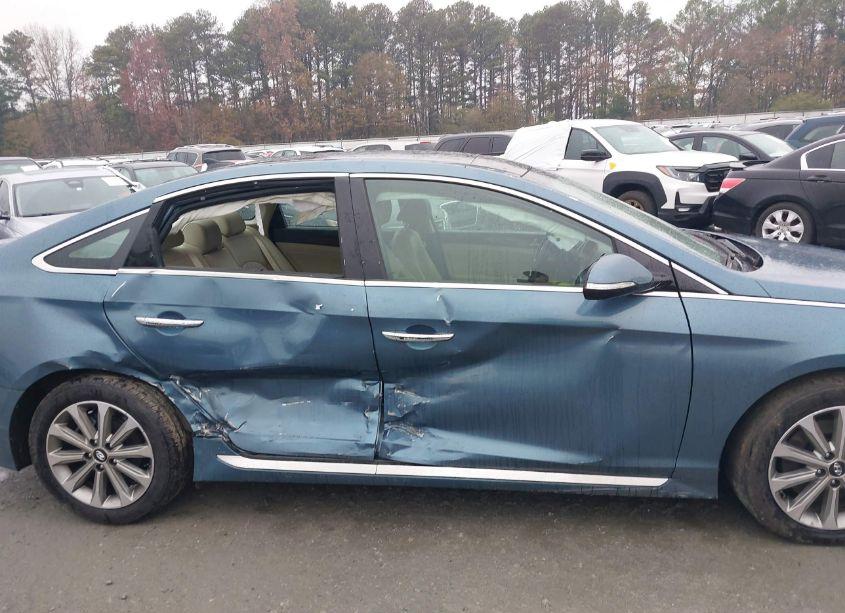 Photo 13 of 2016 Hyundai Sonata LIMITED (VIN 5NPE34AF0GH426579)