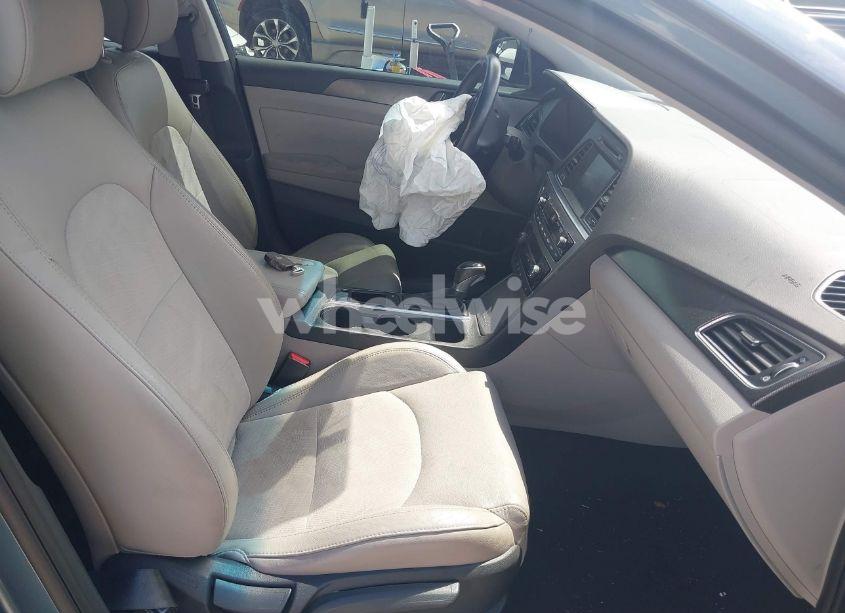 Photo 5 of 2016 Hyundai Sonata SPORT (VIN 5NPE34AF0GH426582)