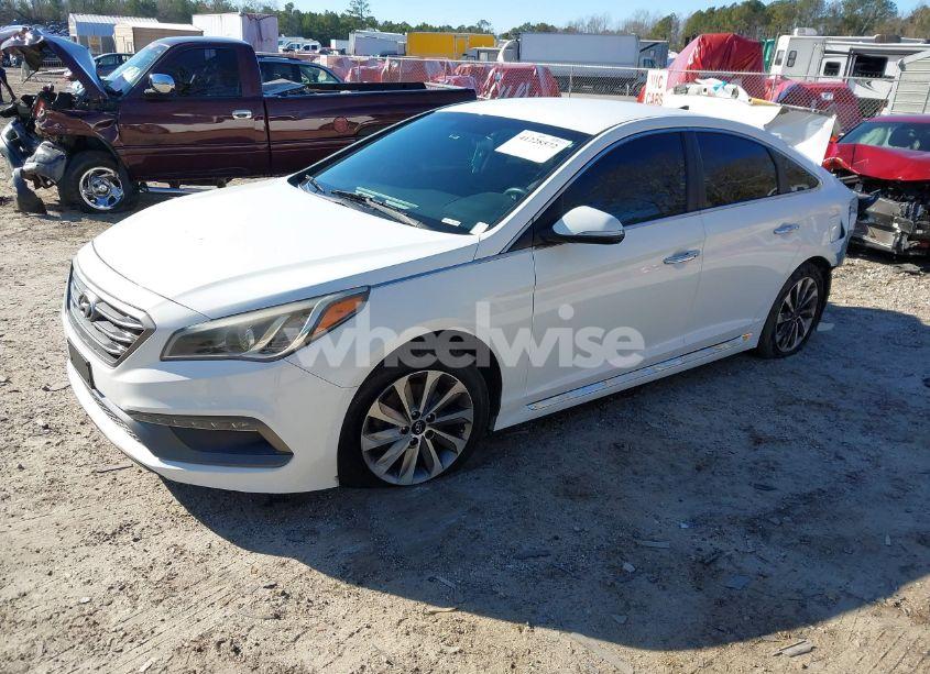 Photo 2 of 2016 Hyundai Sonata SPORT (VIN 5NPE34AF0GH434973)
