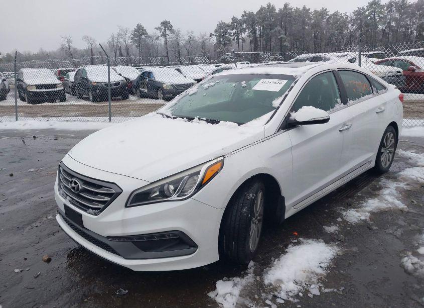 Photo 2 of 2017 Hyundai Sonata SPORT (VIN 5NPE34AF0HH459583)