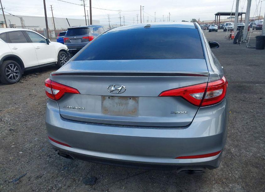 Photo 16 of 2017 Hyundai Sonata SPORT (VIN 5NPE34AF0HH476609)