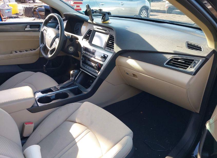 Photo 5 of 2017 Hyundai Sonata SPORT (VIN 5NPE34AF0HH481258)