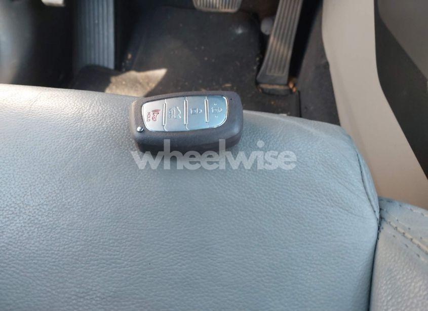 Photo 11 of 2017 Hyundai Sonata SPORT (VIN 5NPE34AF0HH493734)