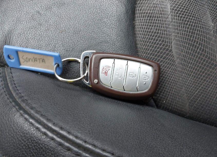 Photo 11 of 2017 Hyundai Sonata SPORT (VIN 5NPE34AF0HH506269)