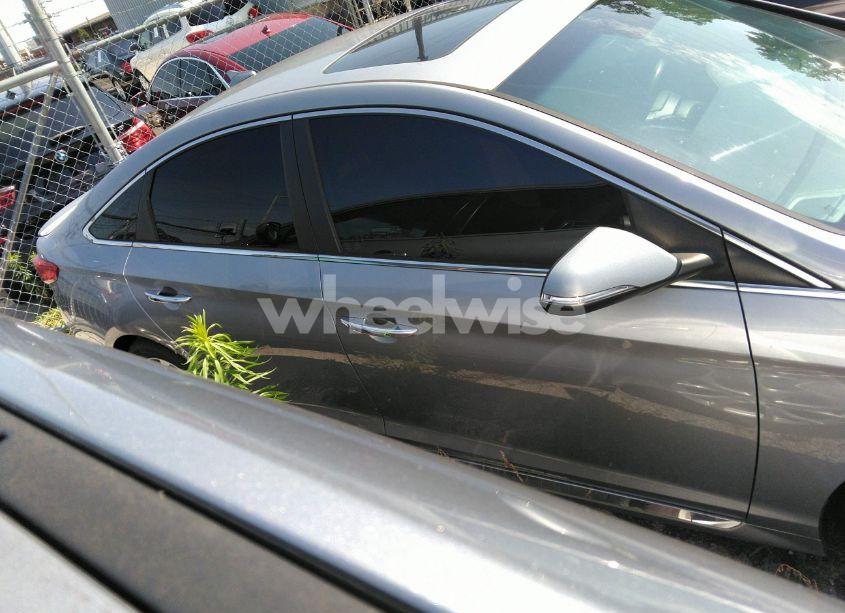 Photo 13 of 2017 Hyundai Sonata SPORT (VIN 5NPE34AF0HH576077)