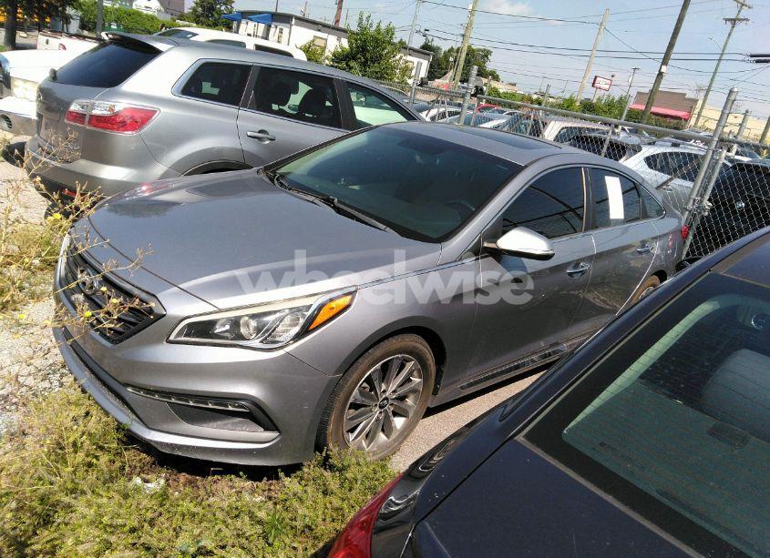 Photo 2 of 2017 Hyundai Sonata SPORT (VIN 5NPE34AF0HH576077)