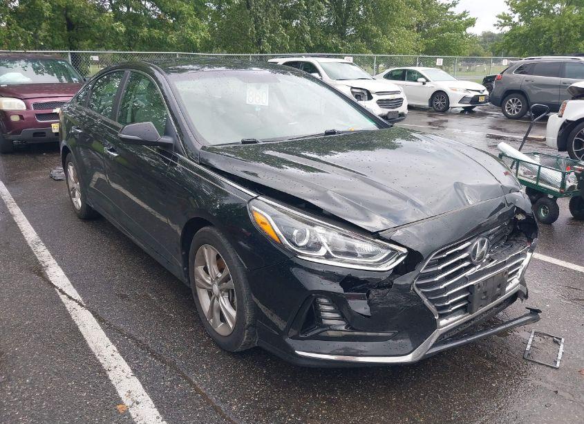 2018 Hyundai Sonata SEL (VIN 5NPE34AF0JH597081) main photo