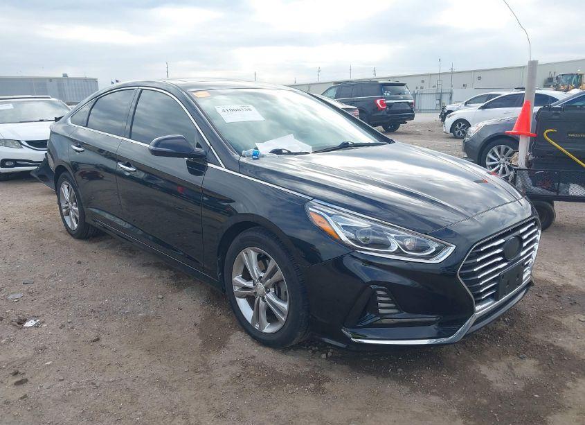 2018 Hyundai Sonata LIMITED (VIN 5NPE34AF0JH599025) main photo