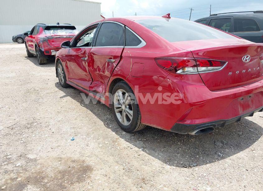 Photo 3 of 2018 Hyundai Sonata SPORT (VIN 5NPE34AF0JH601310)