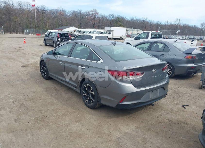 Photo 3 of 2018 Hyundai Sonata SEL (VIN 5NPE34AF0JH657442)