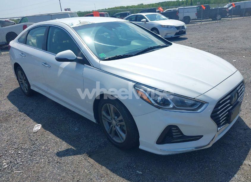 2018 Hyundai Sonata SEL (VIN 5NPE34AF0JH664956) main photo
