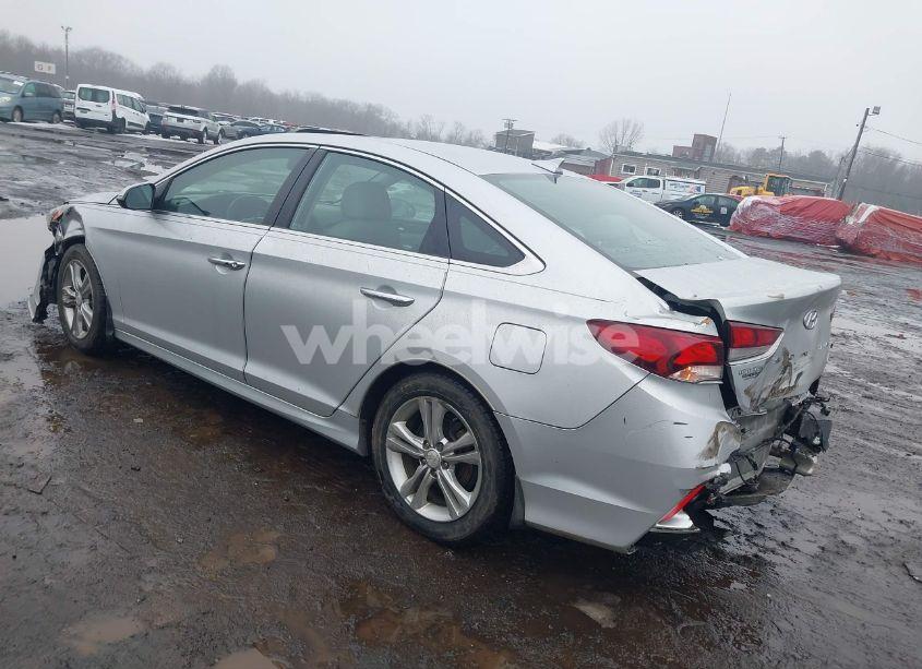 Photo 3 of 2018 Hyundai Sonata LIMITED (VIN 5NPE34AF0JH697780)