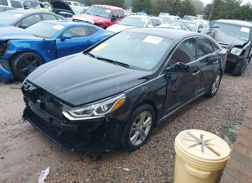 Photo 2 of 2018 Hyundai Sonata SPORT+ (VIN 5NPE34AF0JH704114)