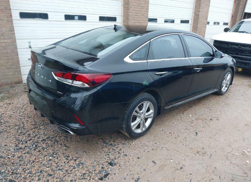Photo 4 of 2018 Hyundai Sonata SPORT+ (VIN 5NPE34AF0JH704114)