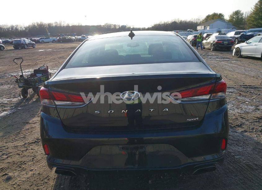 Photo 16 of 2018 Hyundai Sonata SPORT+ (VIN 5NPE34AF0JH717672)