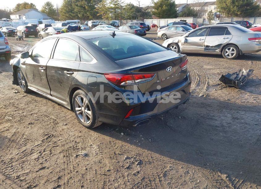 Photo 3 of 2018 Hyundai Sonata SPORT+ (VIN 5NPE34AF0JH717672)