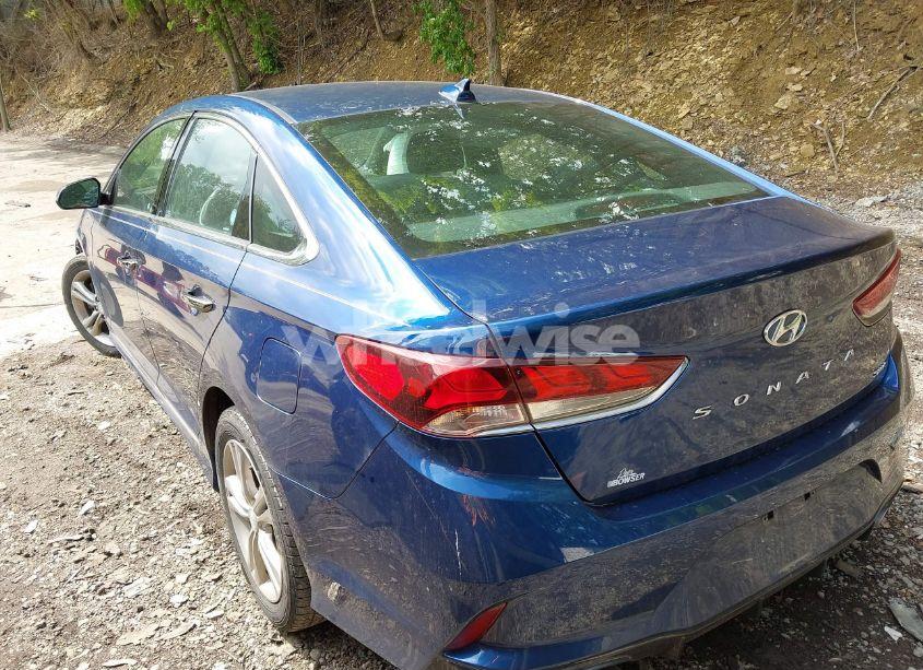 Photo 3 of 2018 Hyundai Sonata SPORT+ (VIN 5NPE34AF0JH722290)