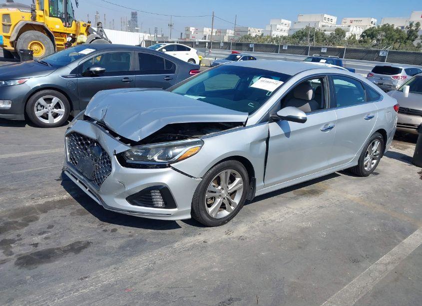 Photo 2 of 2019 Hyundai Sonata SEL (VIN 5NPE34AF0KH735851)