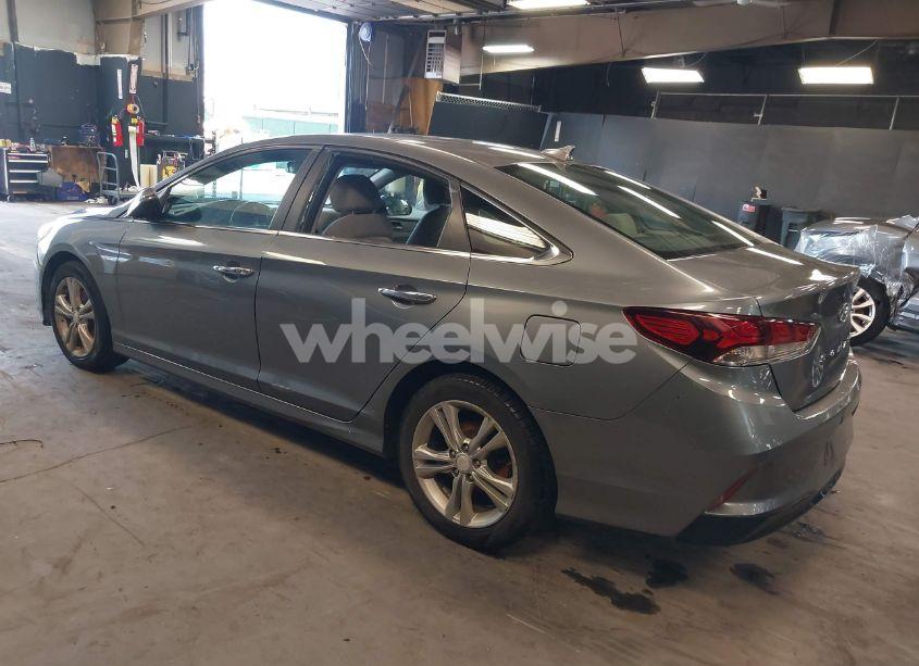 Photo 3 of 2019 Hyundai Sonata SEL (VIN 5NPE34AF0KH774309)