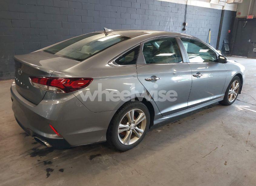 Photo 4 of 2019 Hyundai Sonata SEL (VIN 5NPE34AF0KH774309)