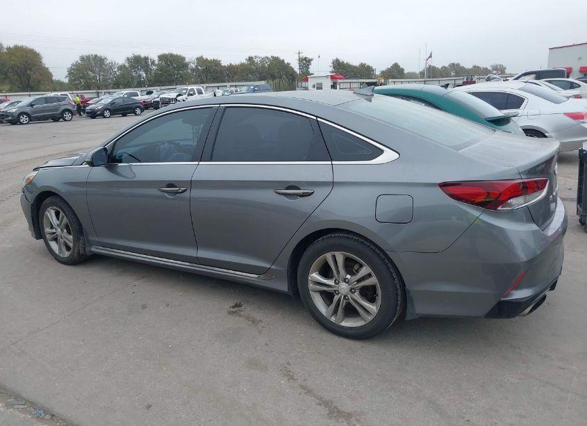 Photo 14 of 2019 Hyundai Sonata SPORT (VIN 5NPE34AF0KH781227)