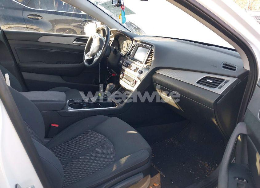 Photo 5 of 2019 Hyundai Sonata SEL (VIN 5NPE34AF0KH798898)