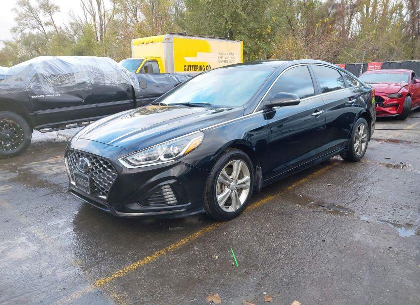 Photo 2 of 2019 Hyundai Sonata SEL (VIN 5NPE34AF0KH802822)