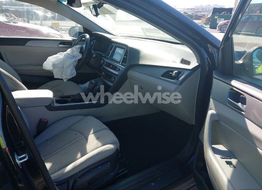 Photo 5 of 2019 Hyundai Sonata SEL (VIN 5NPE34AF0KH809897)