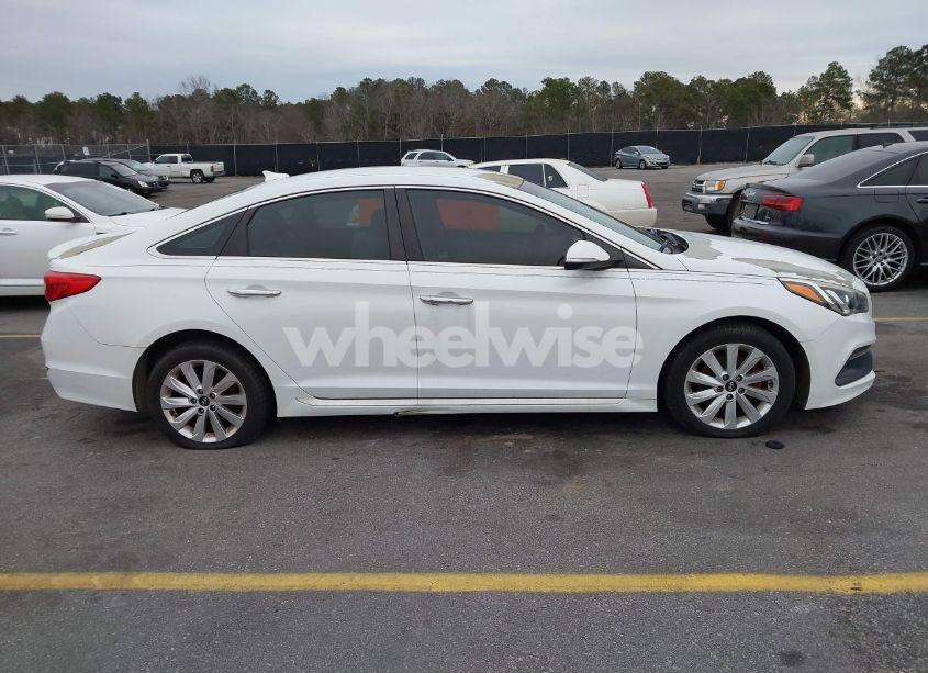 Photo 13 of 2015 Hyundai Sonata SPORT (VIN 5NPE34AF1FH027257)