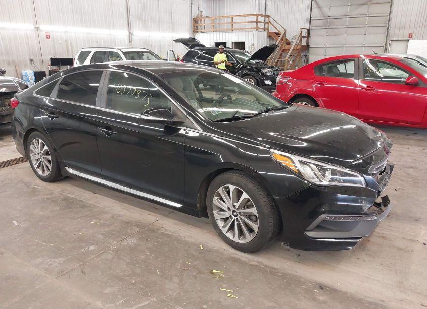 2015 Hyundai Sonata SPORT (VIN 5NPE34AF1FH033575) main photo