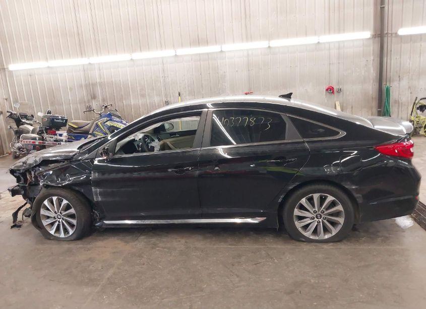 Photo 14 of 2015 Hyundai Sonata SPORT (VIN 5NPE34AF1FH033575)